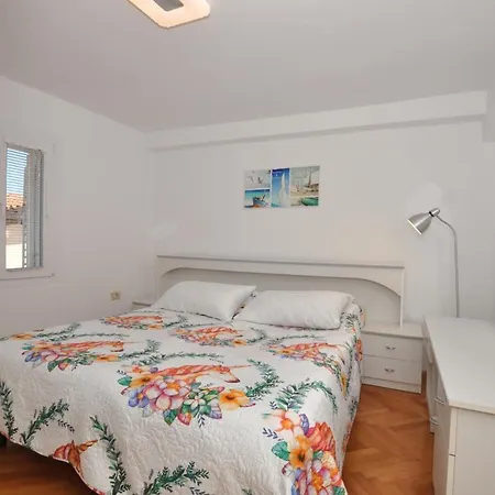 Apartment Katarina Koper - Old Historic Centre With Free Parking Exterior photo